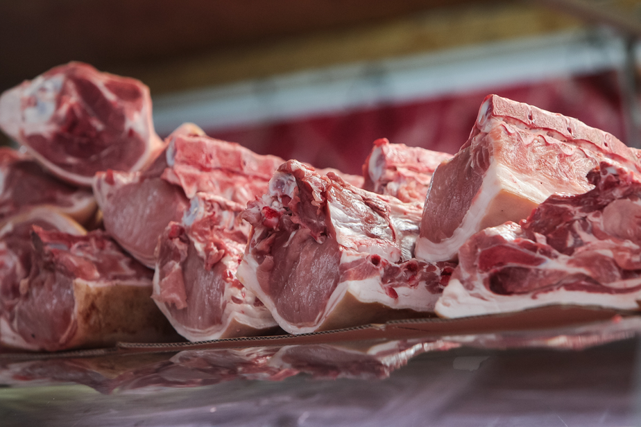Из-за угрозы АЧС в аэропортах Польши конфискуются тонны продуктов